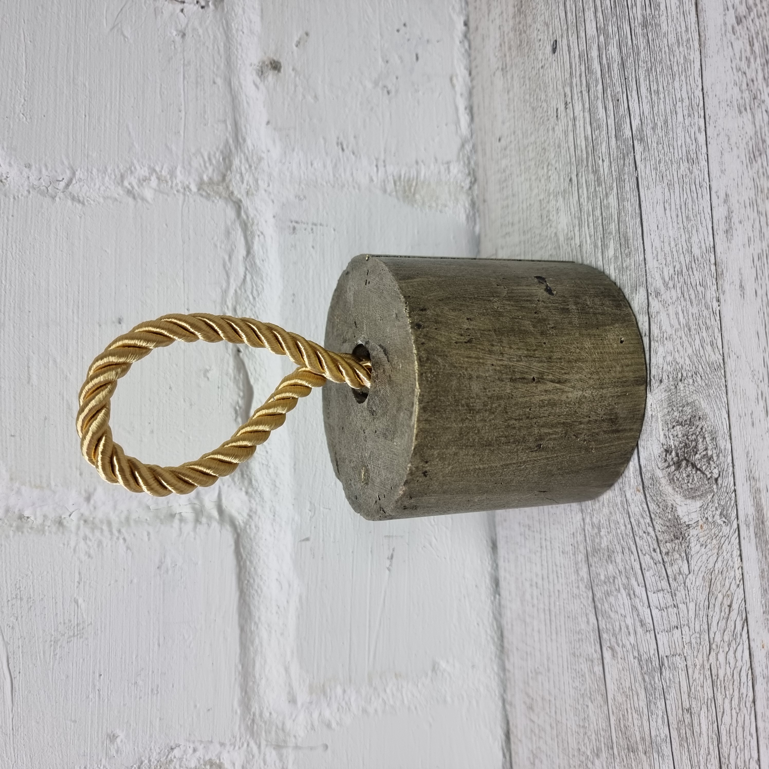 Türstopper Beton aRT© used style Dark Gold Türstopper Beton aRT© used style Dark Gold